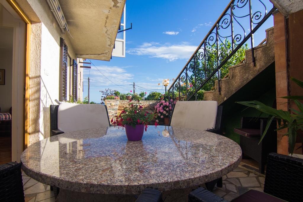 Apartment Magdic Brzac Экстерьер фото